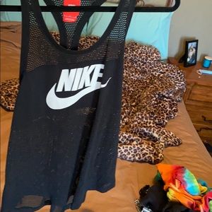 Nike workout tank top